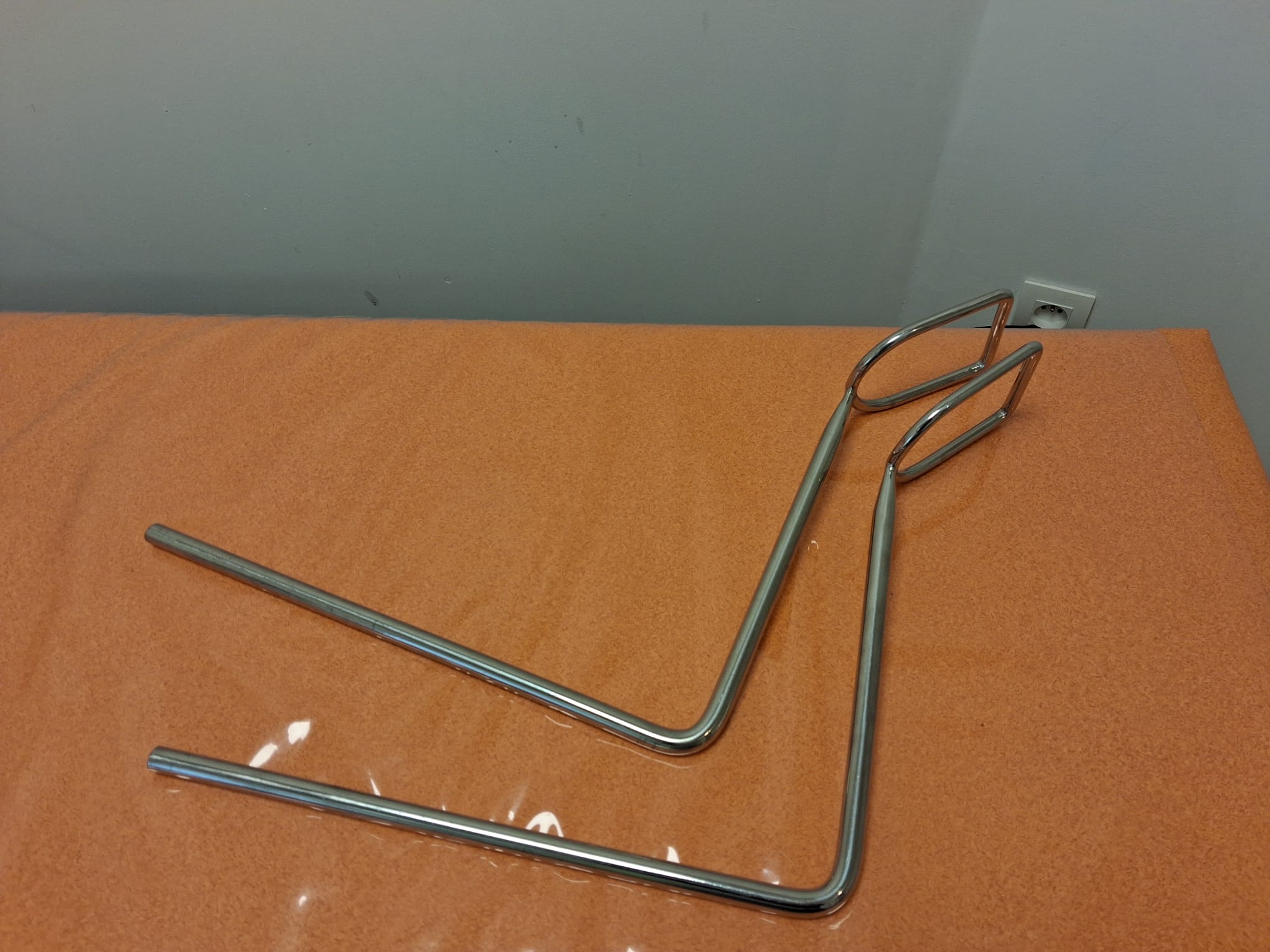 Divan - table d'examen médical électrique comme neuf – Image 5