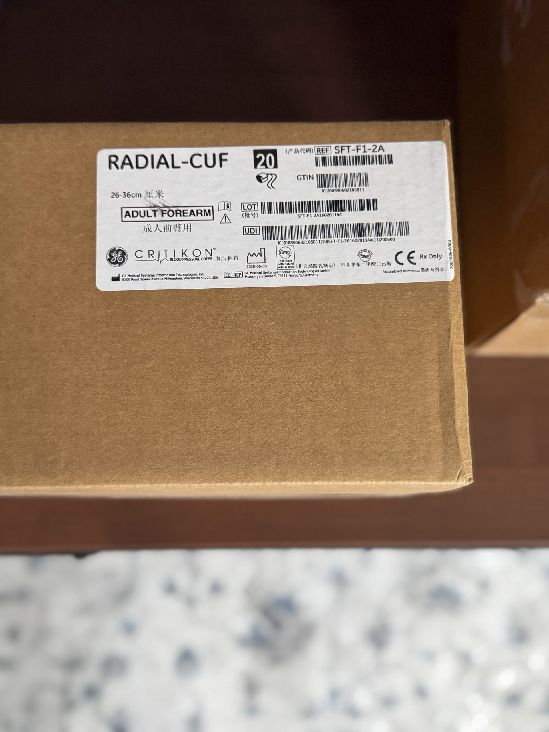 Boîte de 20 Brassards PNI GE CRITIKON RADIAL-CUF - Taille AVANT-BRAS ADULTE (26-36 cm) - Neufs - Réf : SFT-F1-2A